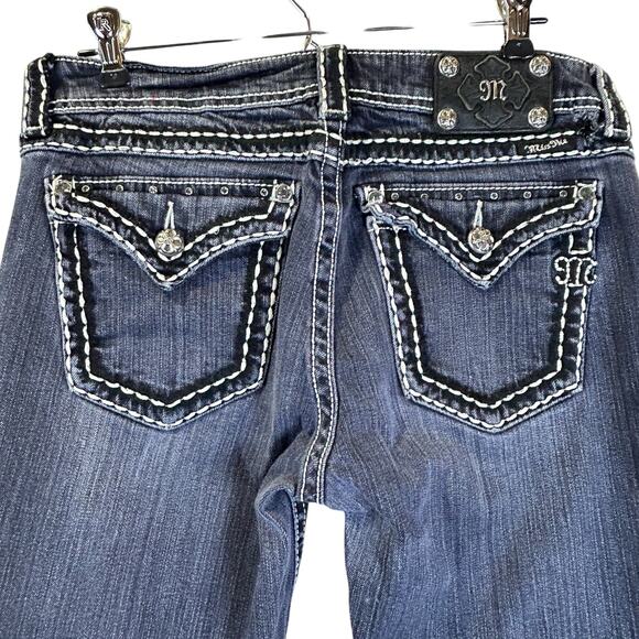 Miss Me Low Rise Distressed Boot Cut Jeans Flap Back Pockets JE5014B25L Women 31 - Picture 6 of 10